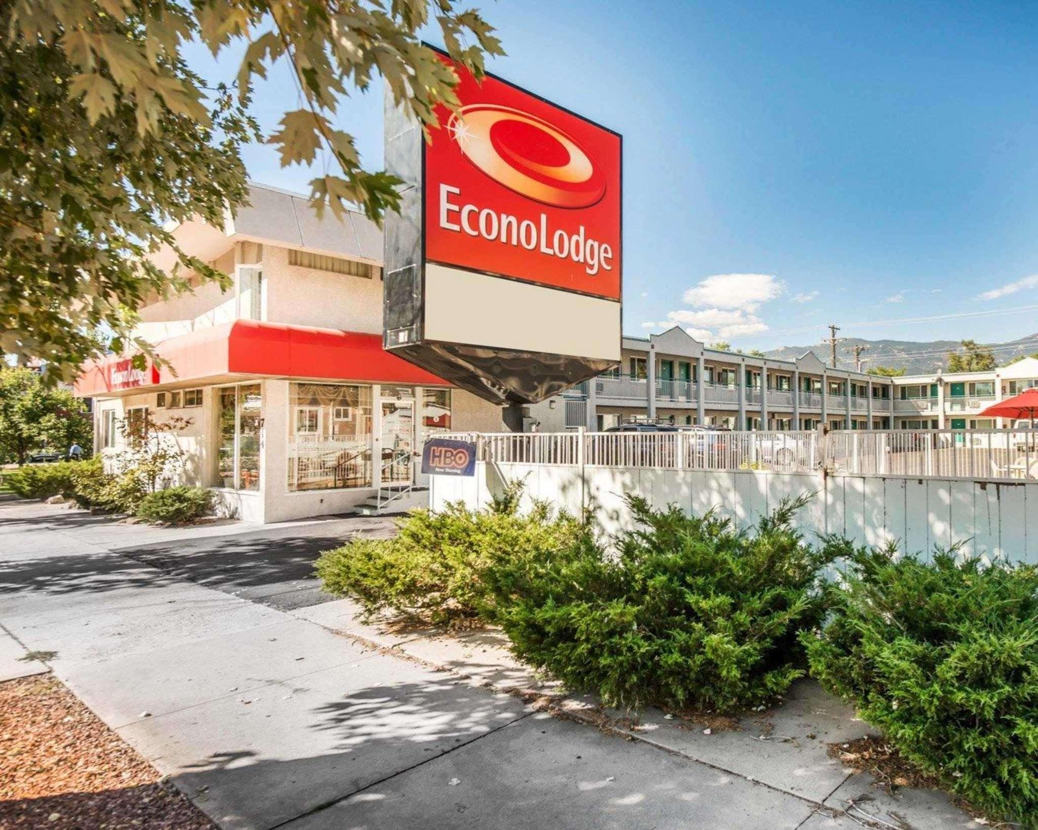 Econo Lodge Downtown Colorado Springs Bagian luar foto