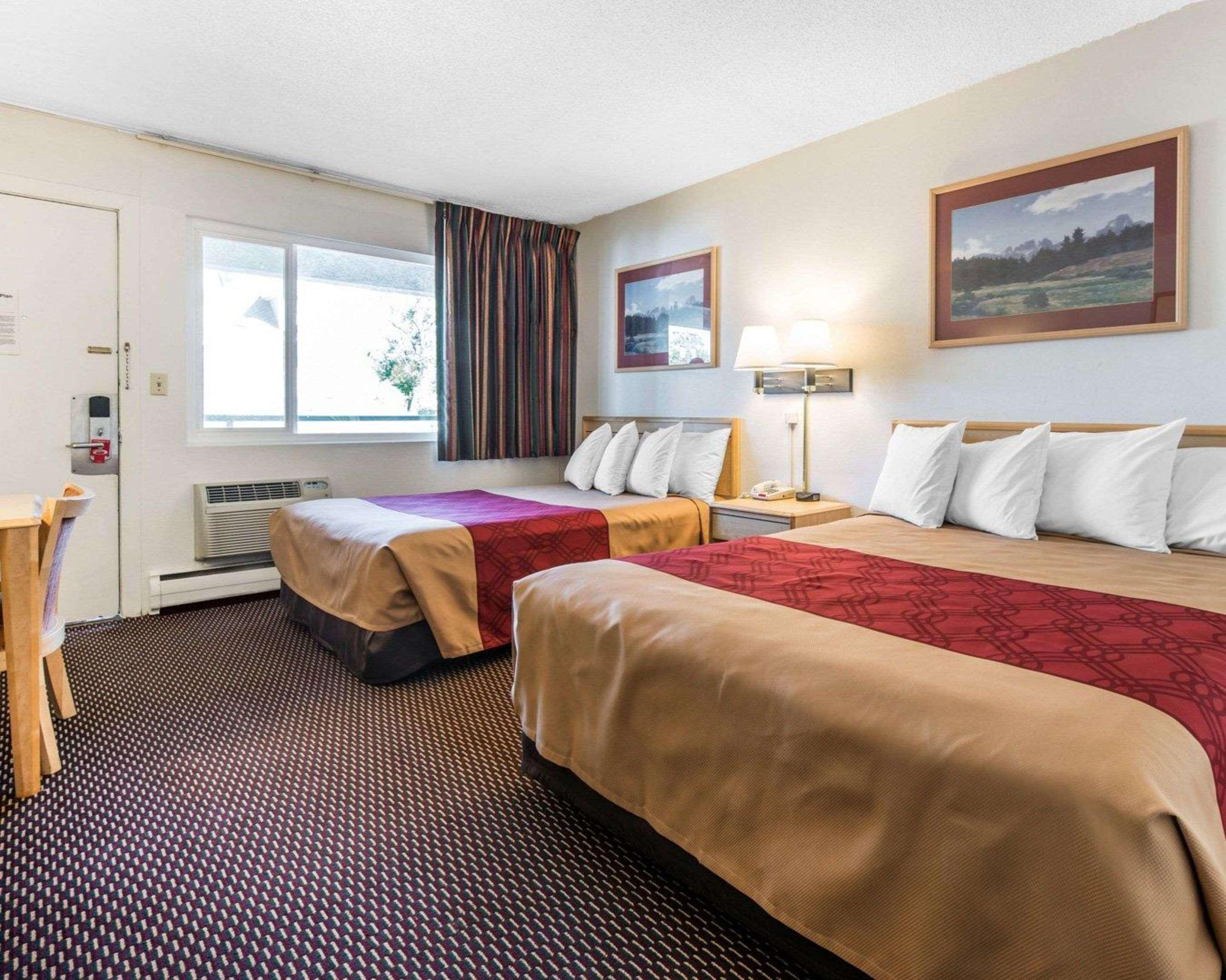 Econo Lodge Downtown Colorado Springs Bagian luar foto